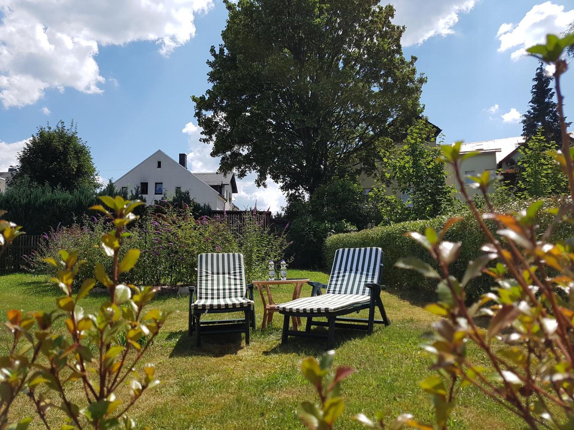 Gemuetliche Ferienwohnung Im Schoenen Erzgebirge - Wohnung Fruehling Eibenstock Luaran gambar